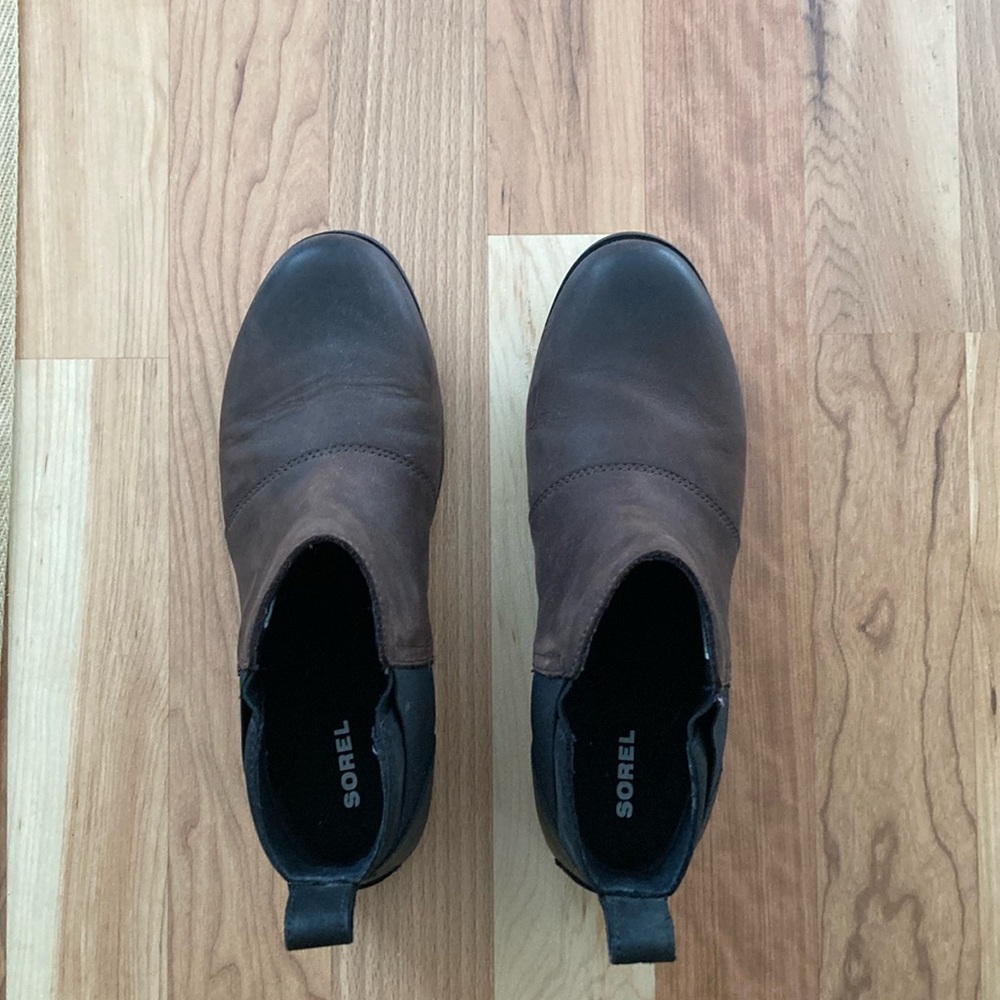 New Sorel size 8 boots